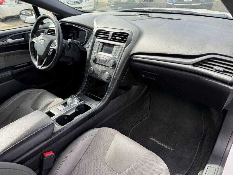 2018 Ford Fusion V6 Sport