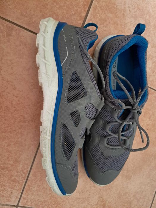 Кросівки Ecco biom 39-40 розмір, ідеальний стан