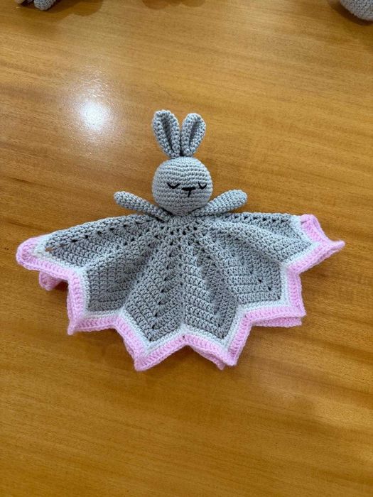 Conjunto amigurumis para bebé