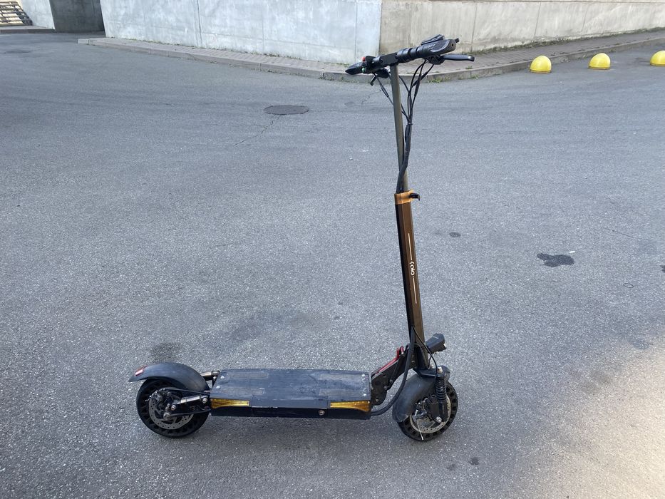 Электросамокат OIO RT4