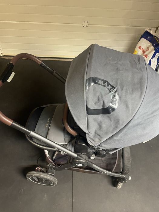 Carrinho maxi cosi com cadeira