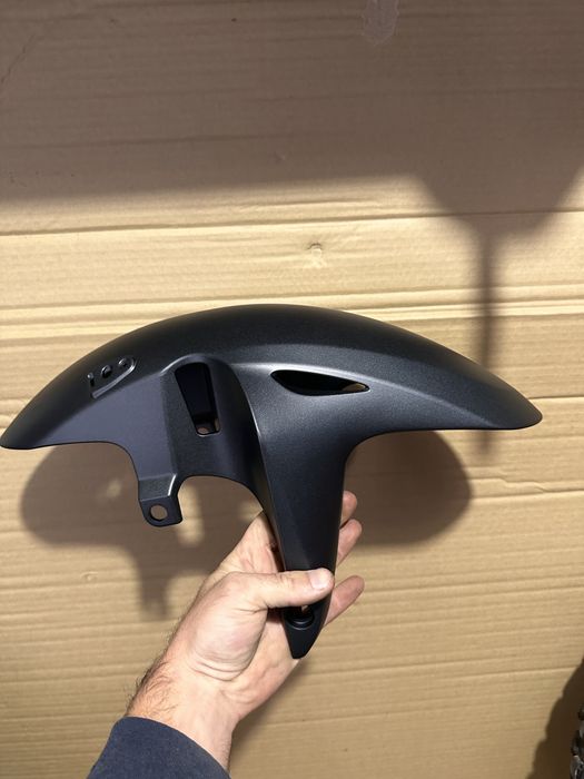 Крило Honda cb600 05-13