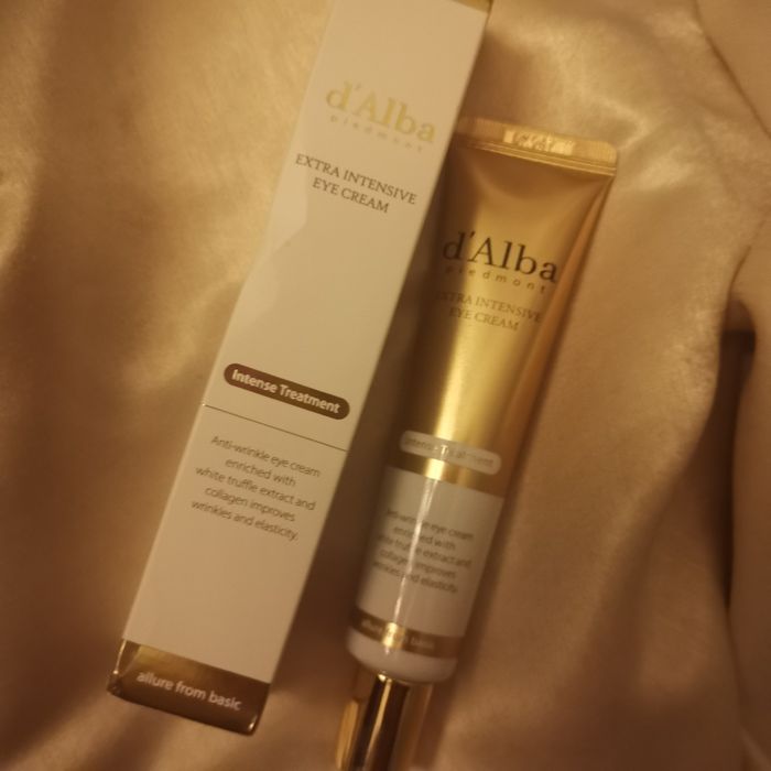 Opis! Wyprzedaż szafy kolczyki biżuteria  broszka jak ysl dior gucci c