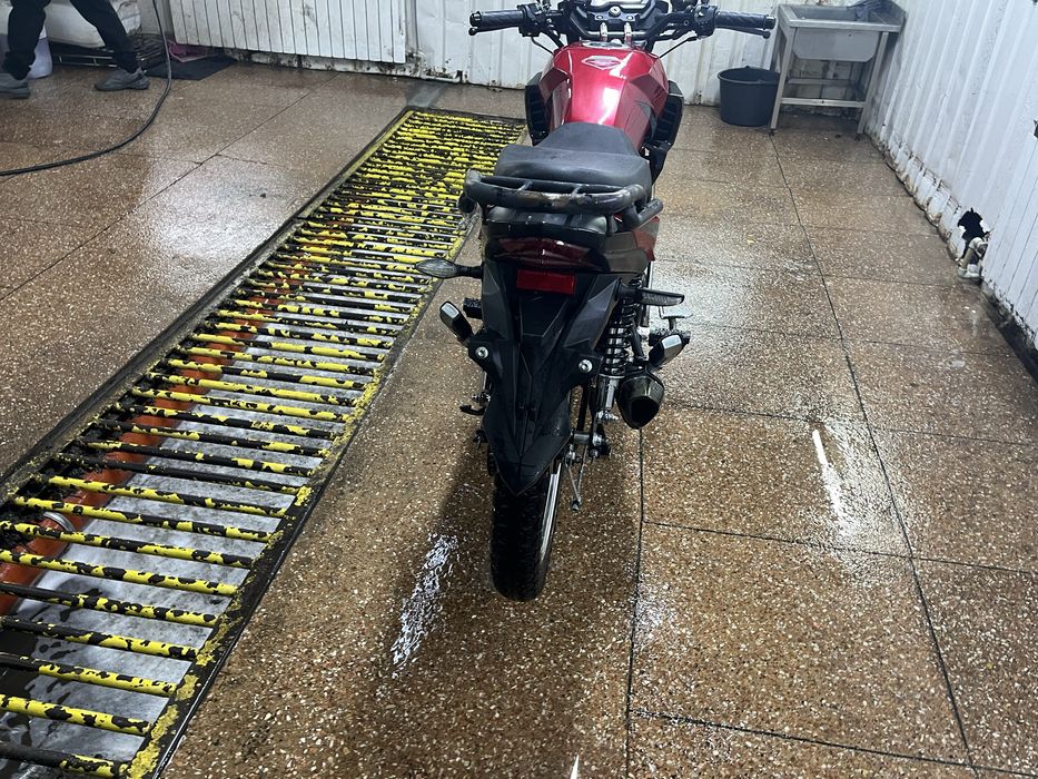 Мотоцыкл Спарк.