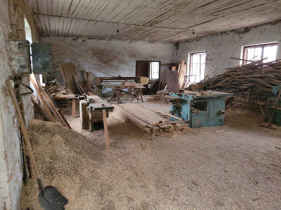 Комплекс нежитлових приміщень, с. Кунин