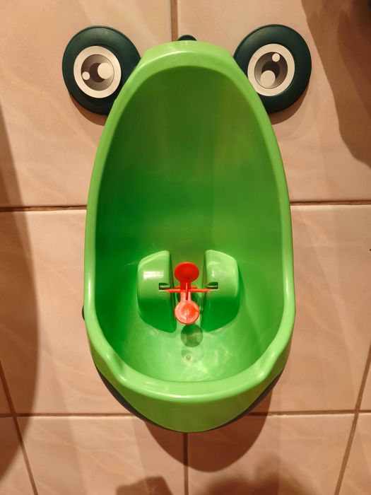Pisuar chłopięcy żabka
