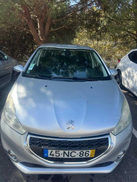 Repasse de Veículo Peugeot 208.