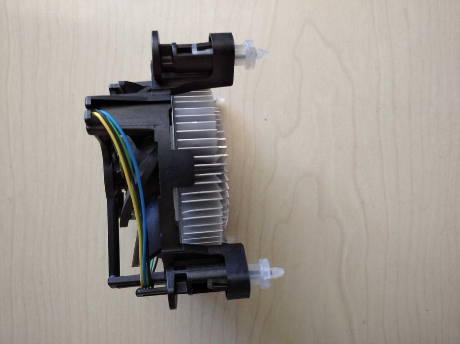 Intel CPU Cooler447300933560586242