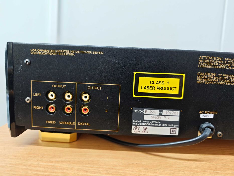 Odtwarzacz CD Revox B 226 S