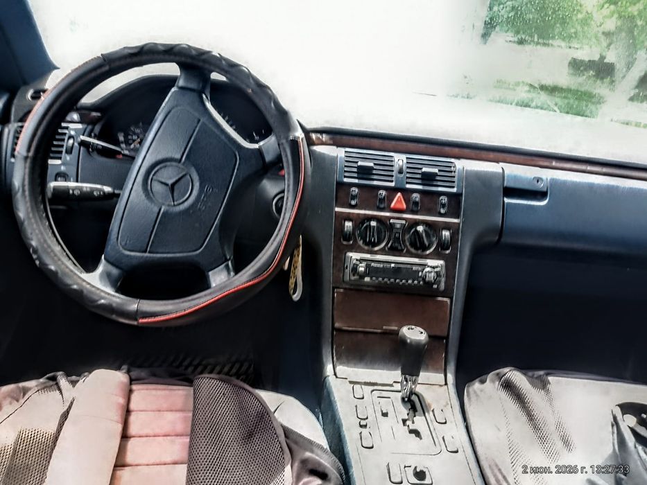 Мерседес 210 E300d