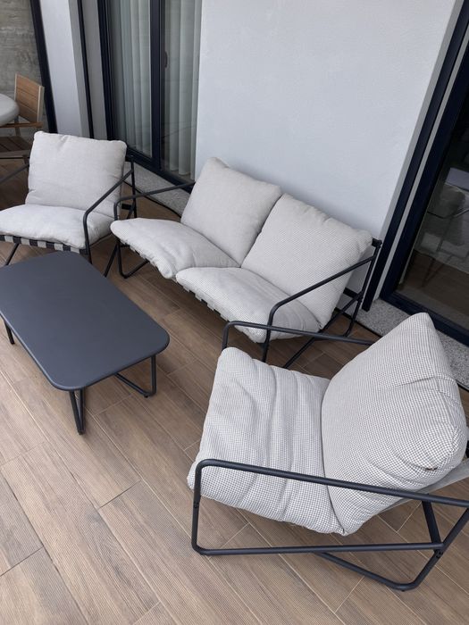 Conjunto Jardim, Sofá + mesa