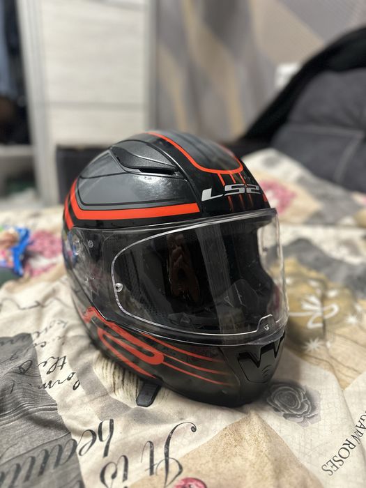 Мотошолом LS2 Rapid2 black-red