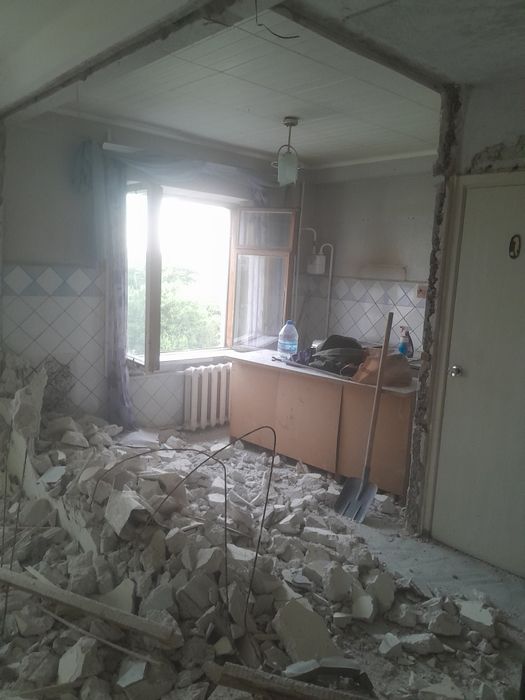 Демонтаж,монтаж,  уборка территорий, вывоз мусора. Грузоперев.Н/БН