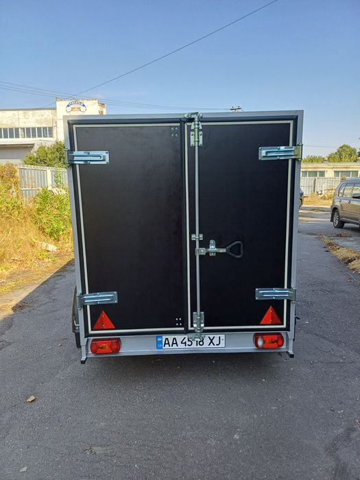 Прицеп фургон легковий автомобільний. Причіп розміром 3200х1560х2000мм