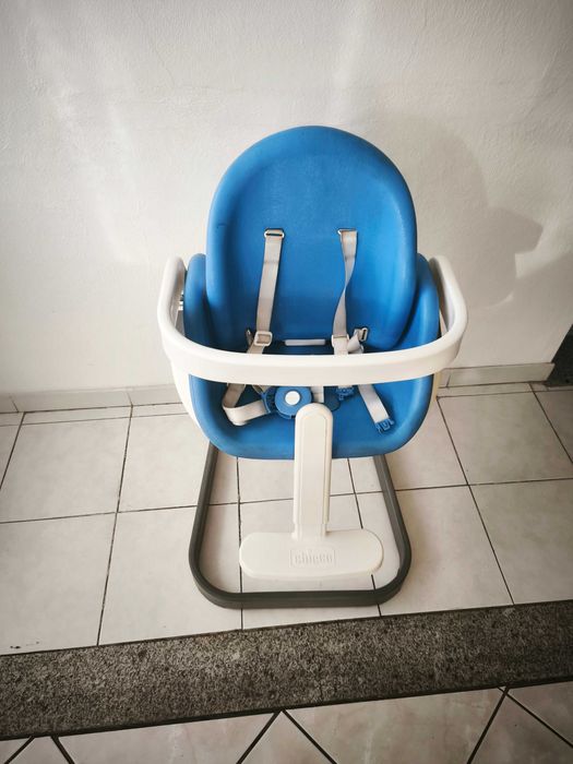 Cadeira de Papa Chicco I-Sit – Completa, Estável e Ajustável