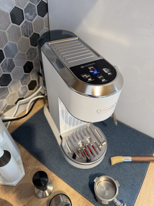 Delonghi EC890.WI Еспресо Комплект