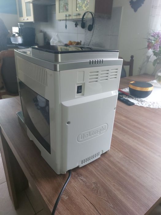 Ekspres De Longhi