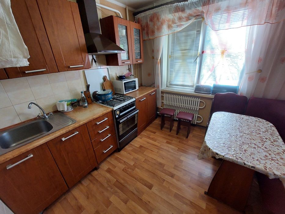 Аренда 2 ком.кв. ул.Дворцовая 48 р-н Даманский