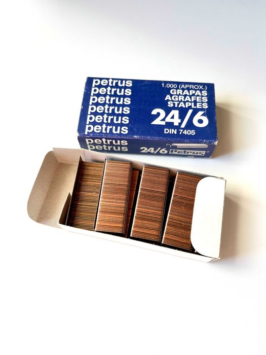 Agrafos dourados 24/6