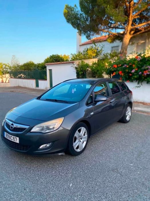 Opel Astra Sports