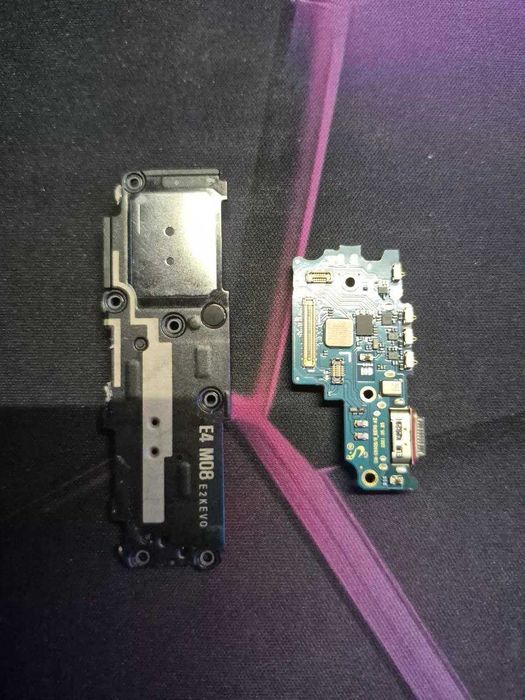 Деталі частини Samsung S21 FE