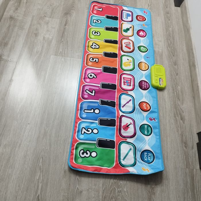 Sprzedam matę grająca