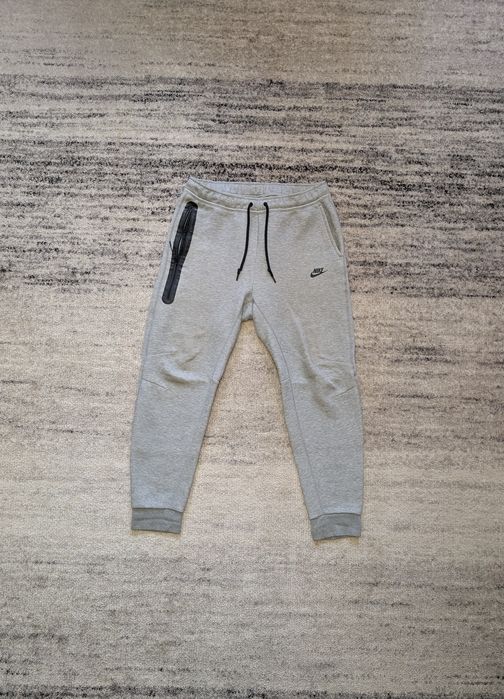 Штани Nike tech fleece