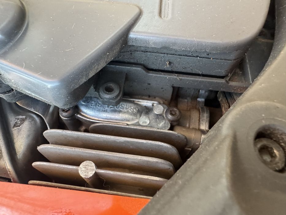 Бензопила Husqvarna 435 II (2.2 л.с., 38 см)