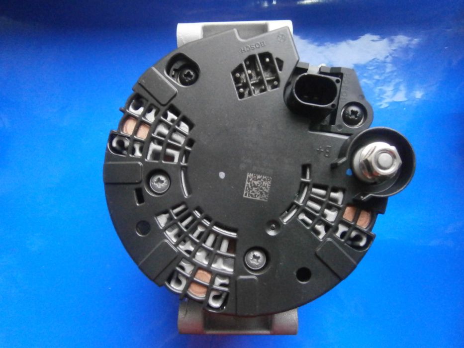 Alternator Audi a4 B9 2.0 TFSI Q5 2.0 TFSI -BOSCH