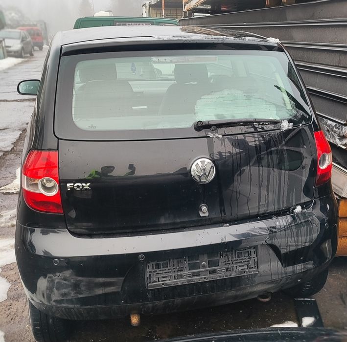 Volkswagen Fox maska