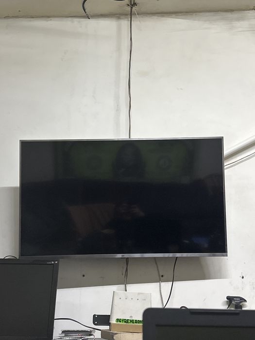 Xiaomi 43 в отличном сотоянии продаю так как купили 55