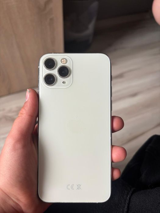 Iphone 11 pro dobry stan 64 gb