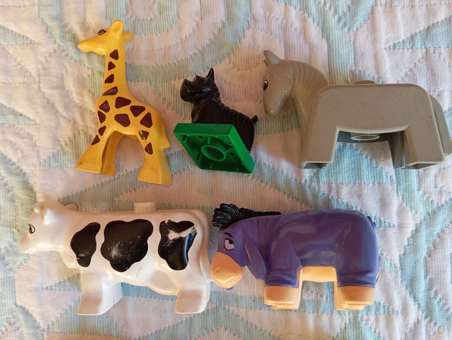 Lego animais e figuras