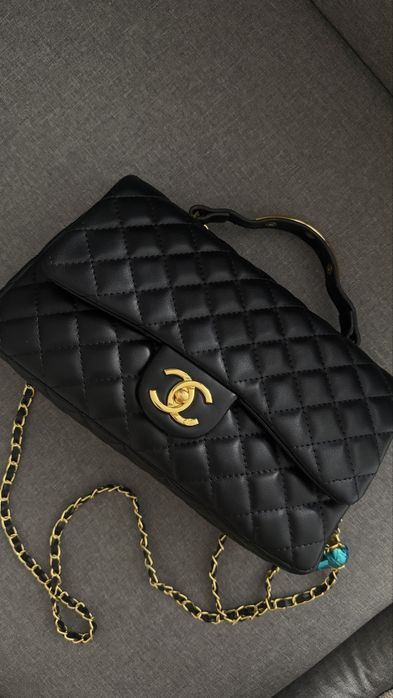 Сумочка в стилі Chanel