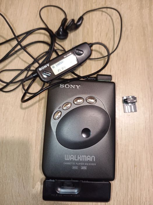Касетний плеєр Sony Walkman Wm-ex909