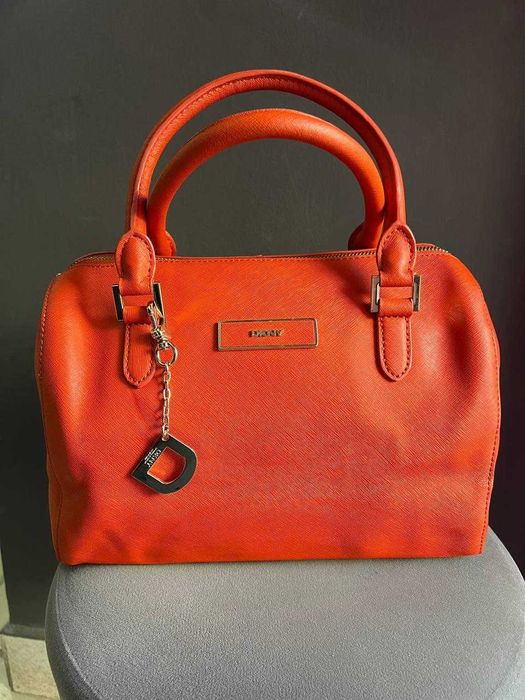 Сумка   —   DKNY