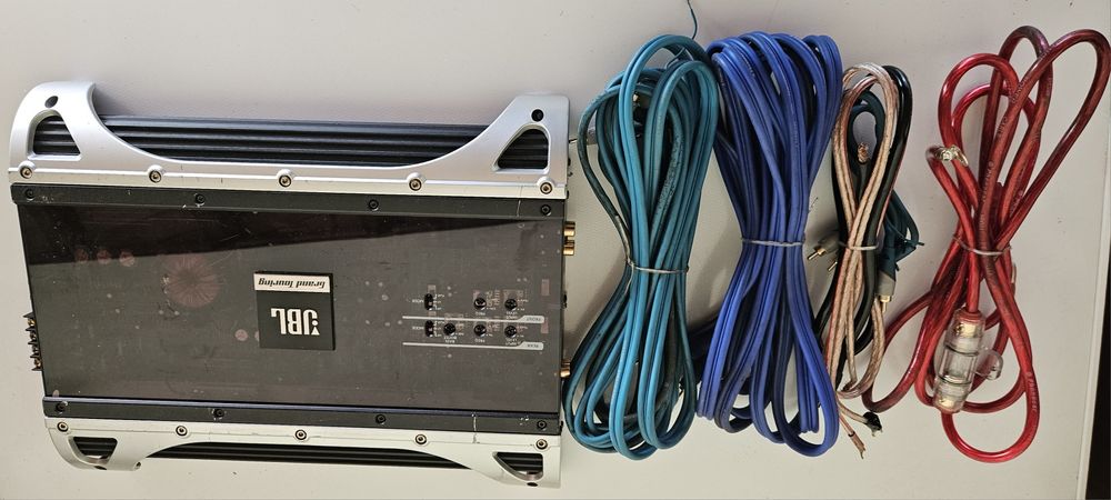 Vendo subwoofer sony e amplificador JBL 75.4