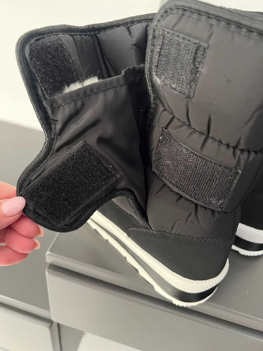 Сапоги дутики женские, черные, на липучке Найк