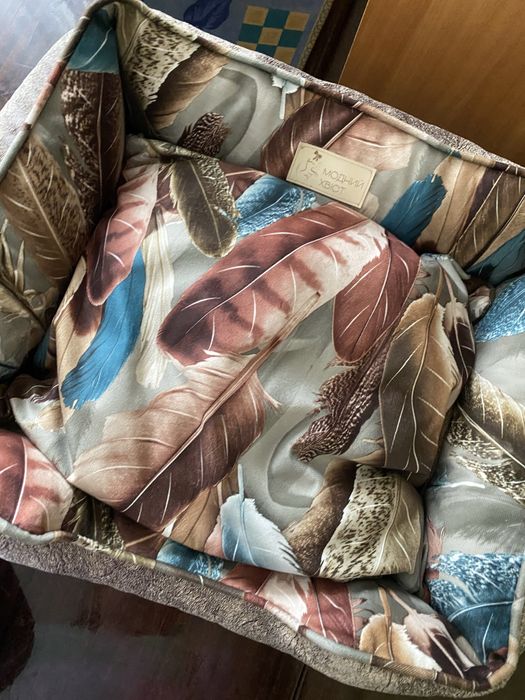 Продам лежанку для кошечки или собачки