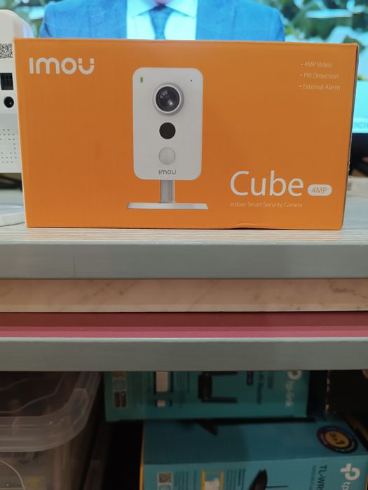 Камера відеоспостереження відеокамера IP-відеокамера 4 Мп Imou Cube 4MP (IPC-K42P)