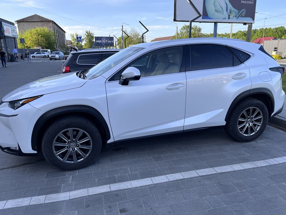 Продам Lexus NX 200t 2016