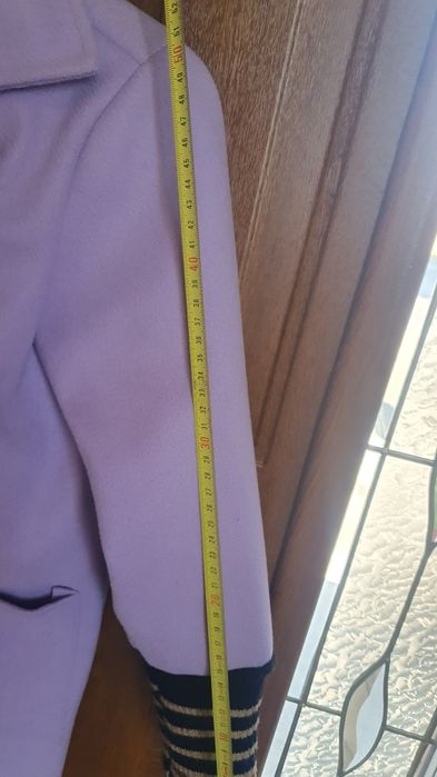 Płaszcz dziewczęcy jesienno wiosenny. 140