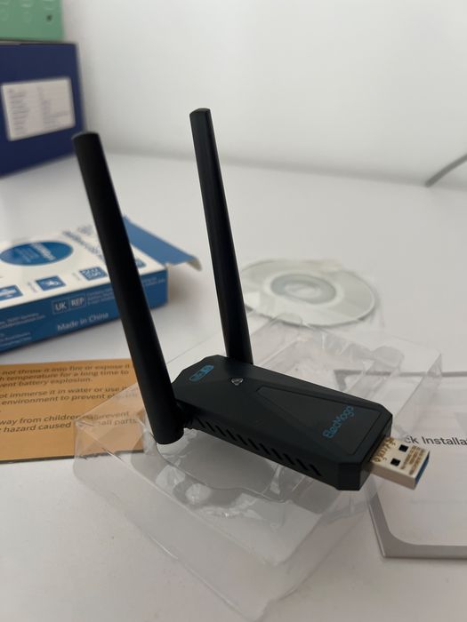 Дводіапазонний Wi-Fi адаптер