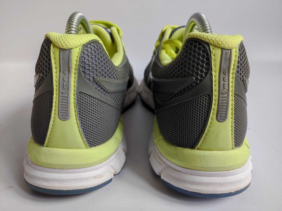 Asics Gel - Hyper 33  2 T368N - Buty do biegania