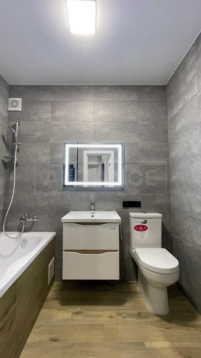 1 км квартира з меблями та технікою в хорошому ЖК в ЕКО-зоні