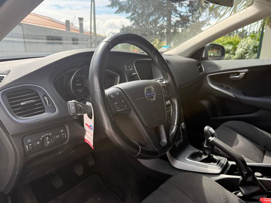 Volvo V40 D2 116cv