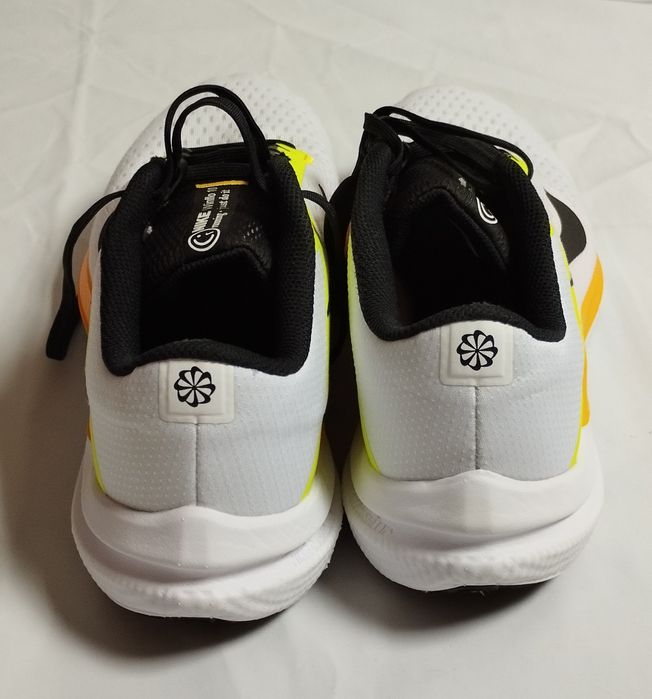 Sapatilhas Nike Winflo 10