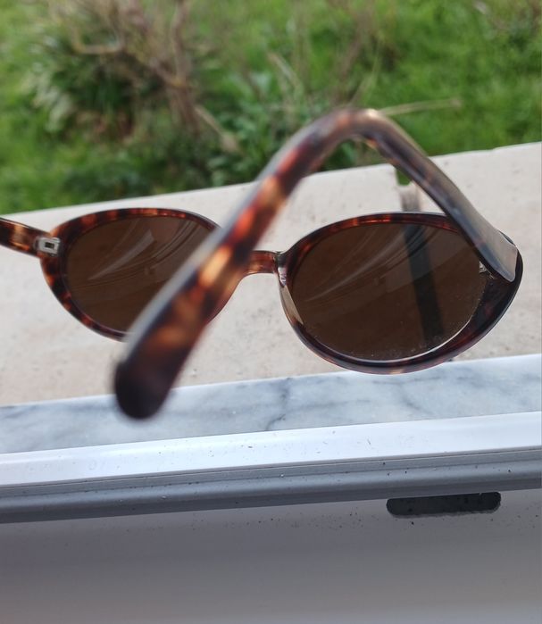 Óculos de sol da GUESS