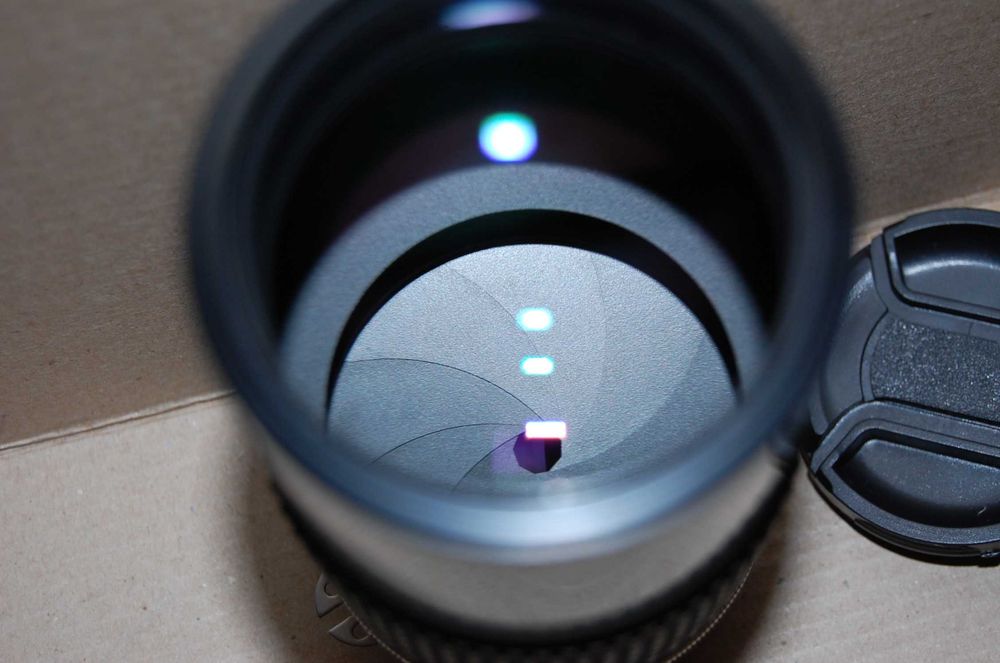 Об'єктив Nikon Nikkor 200mm f4.0 (Nikon AI-S)