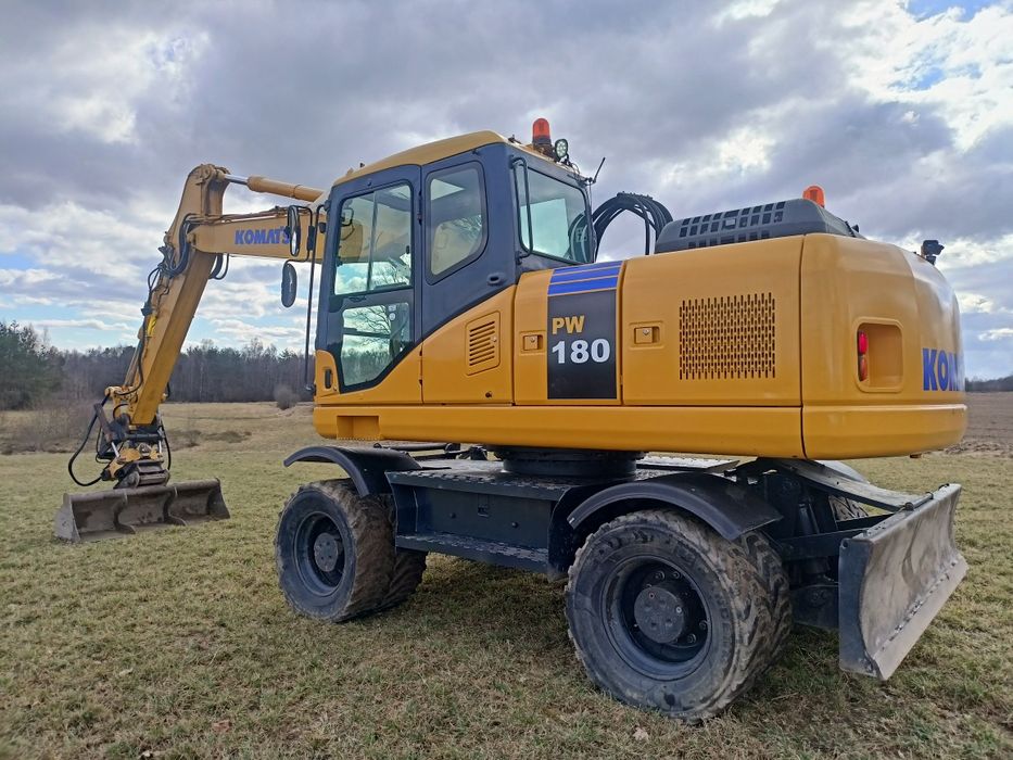 Sprzedam Komatsu PW 180